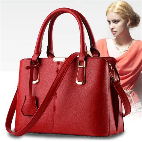 WOMEN'S LUXURY LEATHER BAGS AND HANDBAGS 